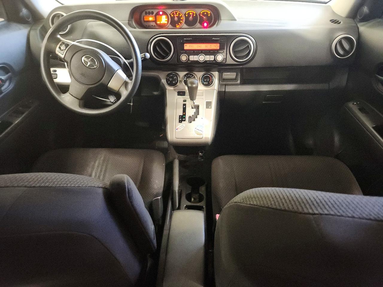 2009 TOYOTA SCION XB photo 8