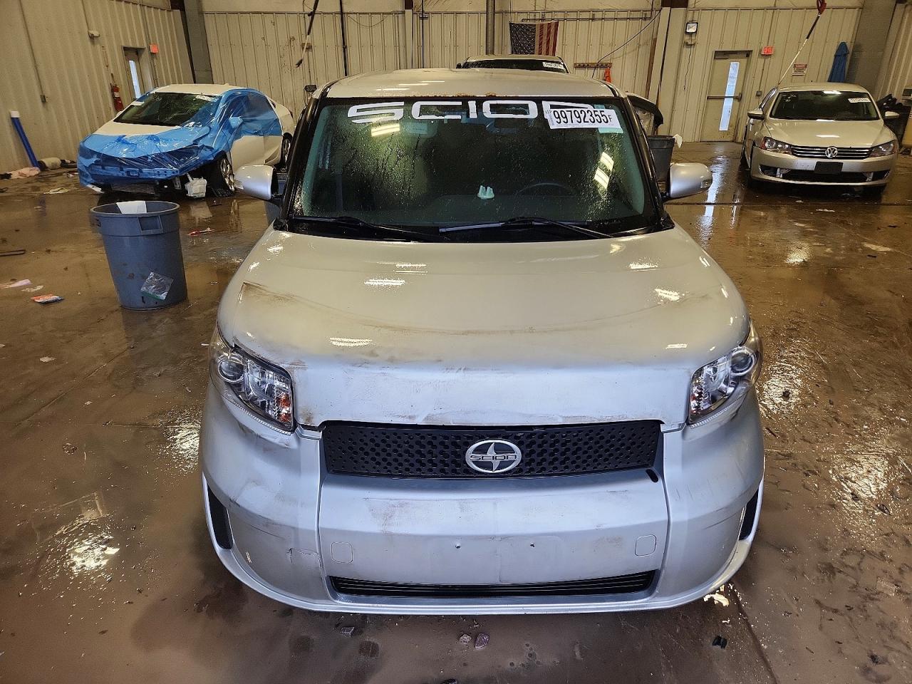 2009 TOYOTA SCION XB photo 5