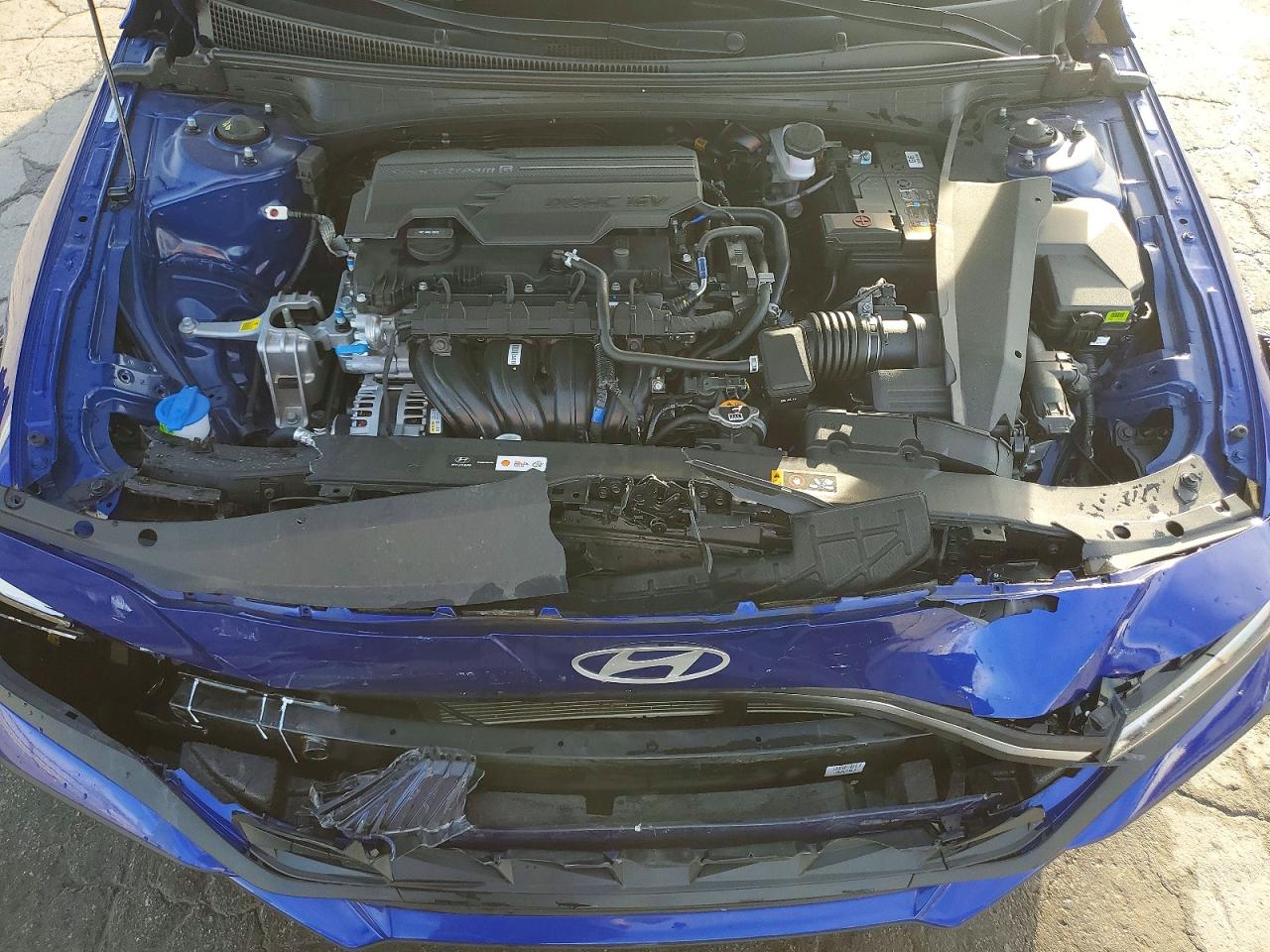 2025 HYUNDAI ELANTRA SEL SPORT photo 21