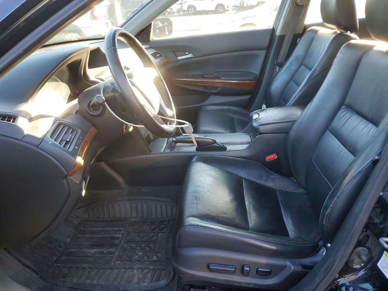 2011 HONDA ACCORD EXL photo 7