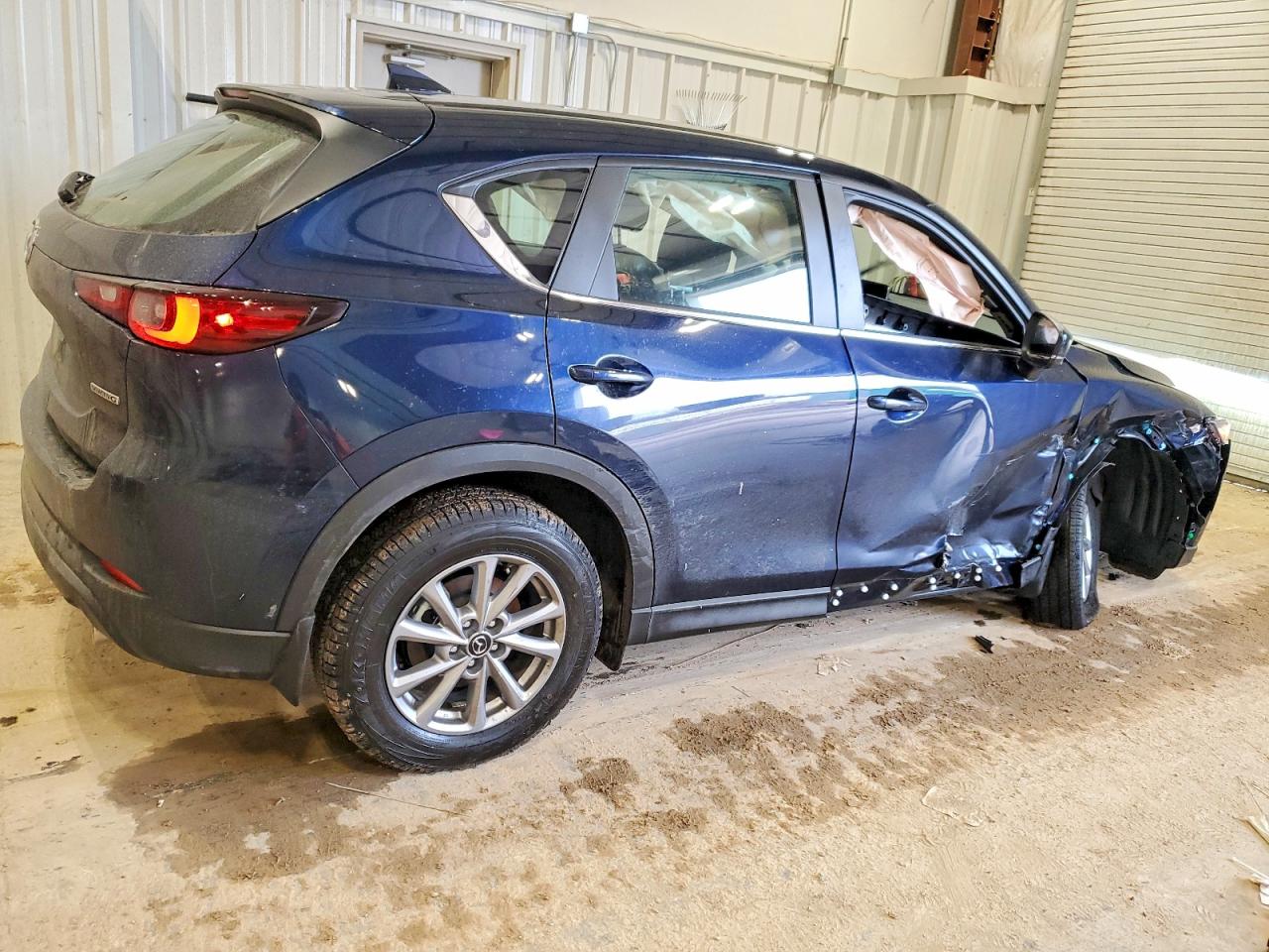2025 MAZDA CX-5 photo 3