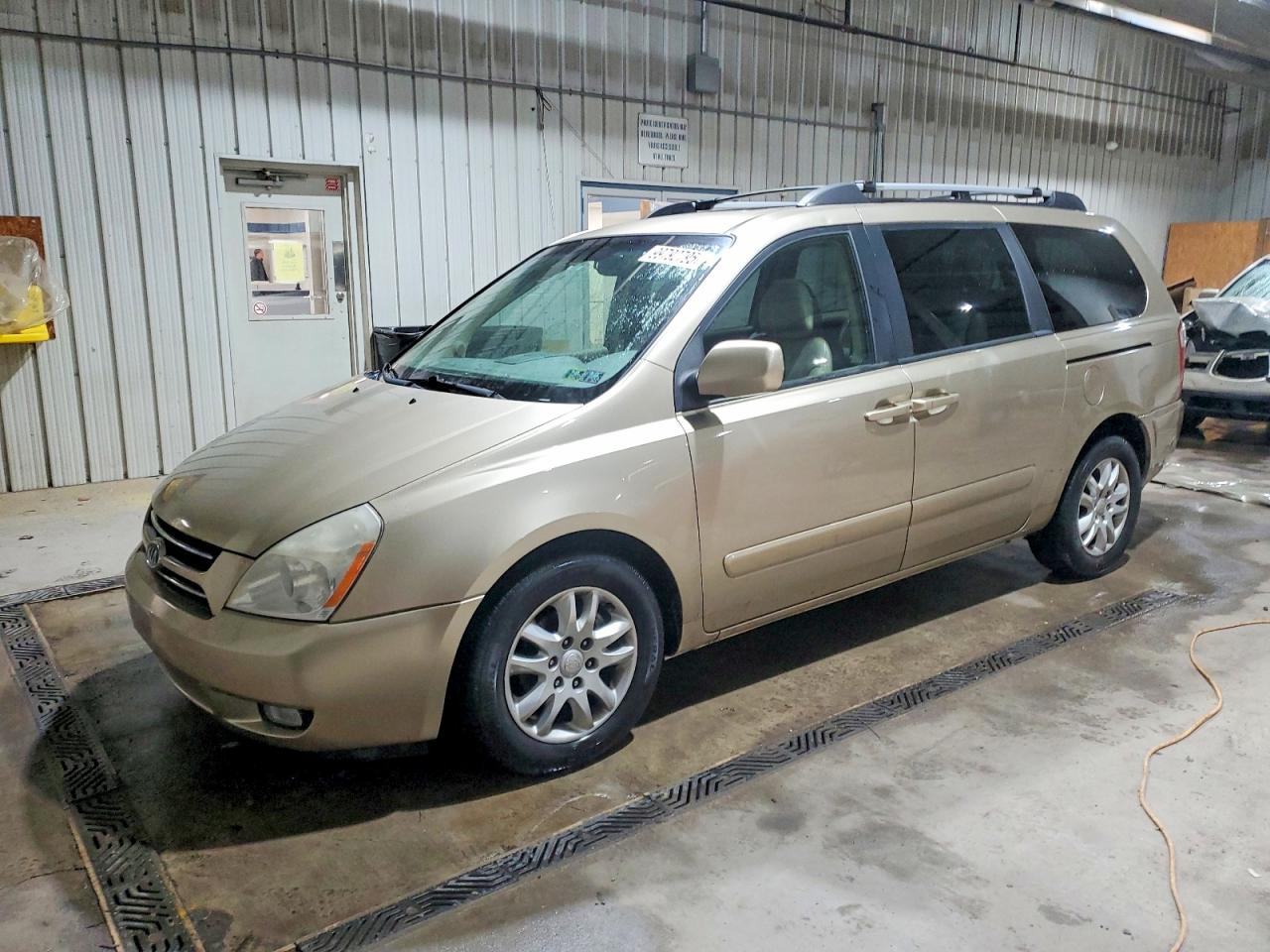 2007 KIA SEDONA