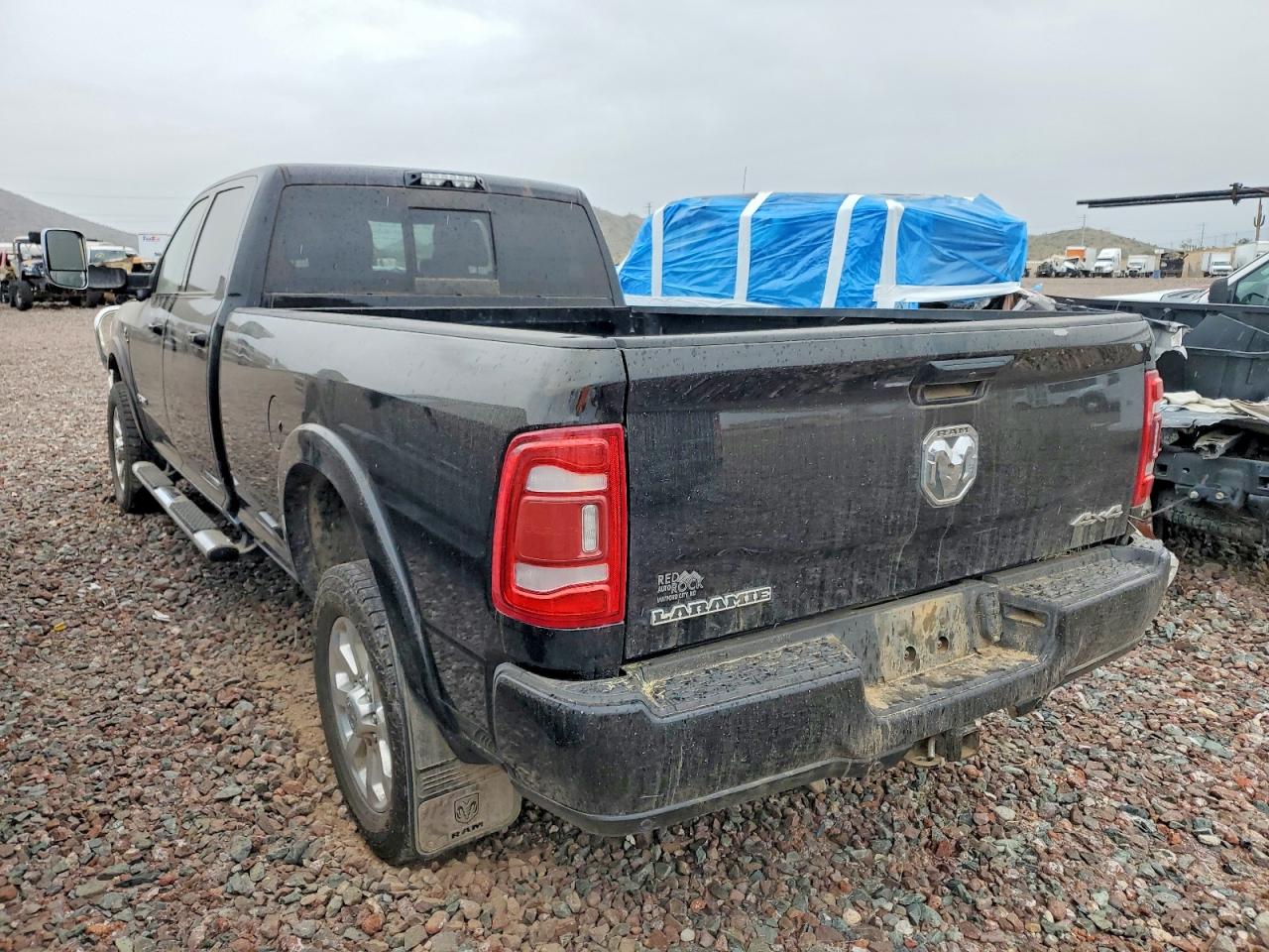 2019 RAM 3500 LARAMIE photo 2