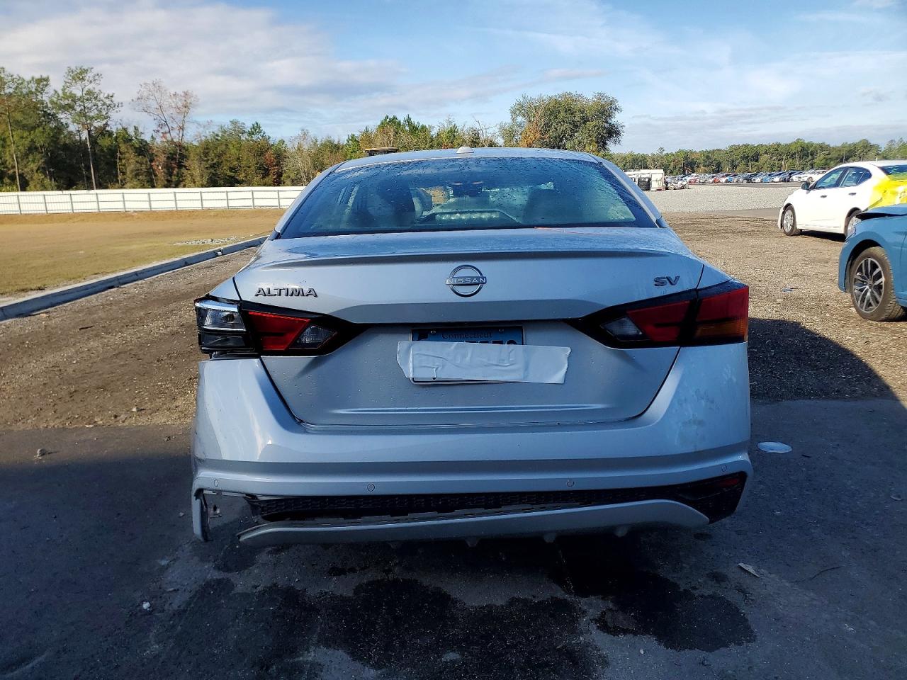 2024 NISSAN ALTIMA SV photo 6