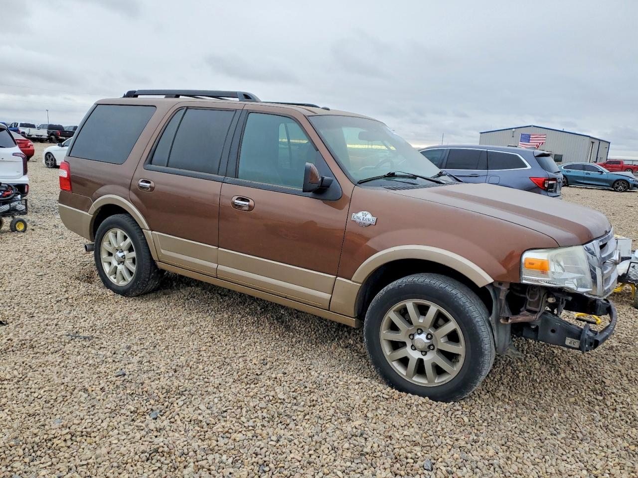 2012 FORD EXPEDITION XLT photo 4