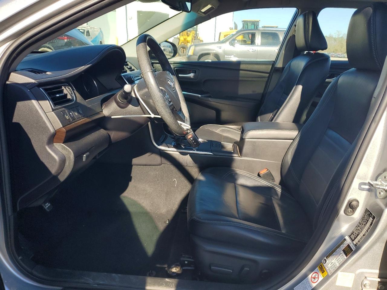 2016 TOYOTA CAMRY LE photo 7