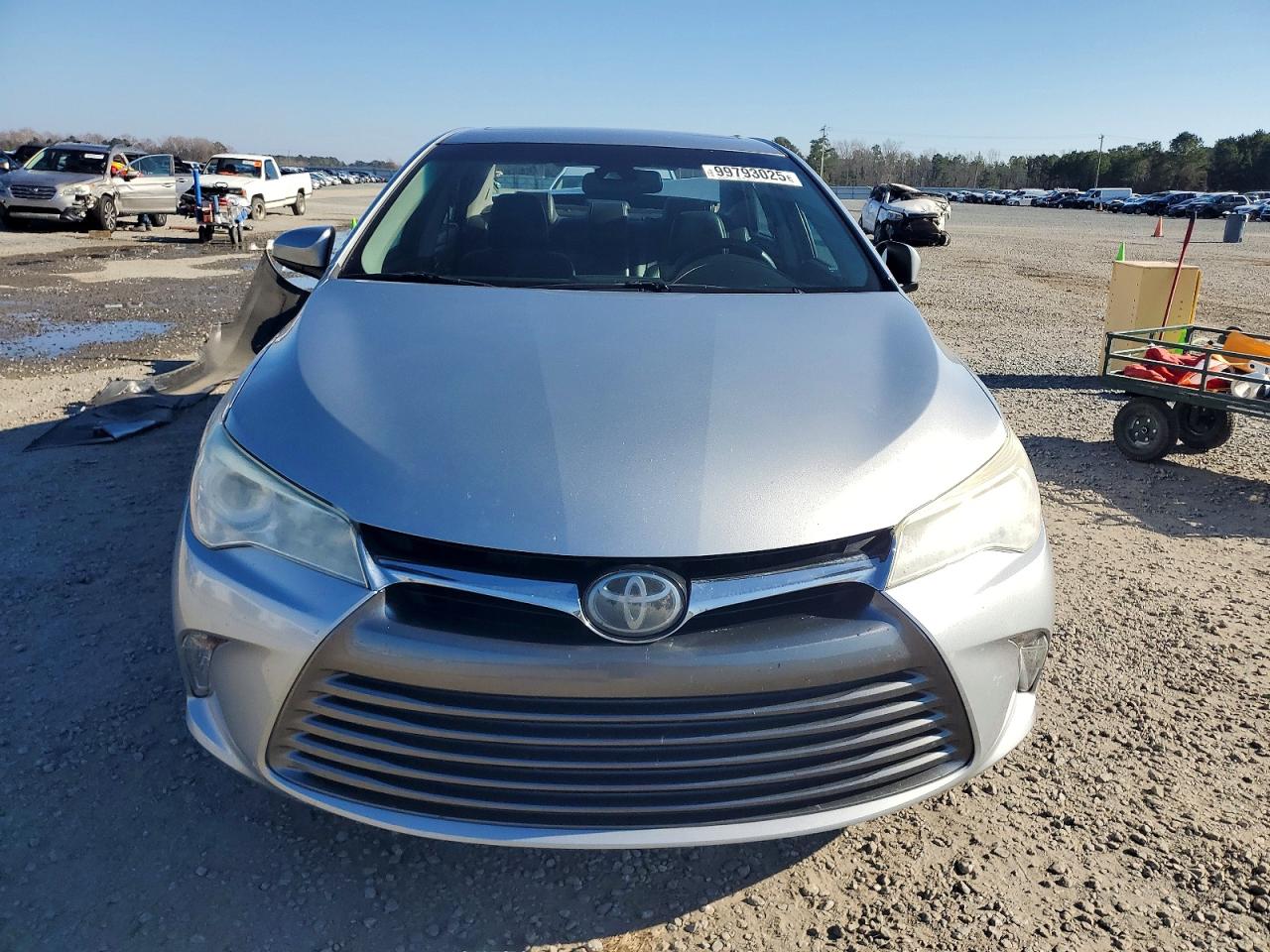 2016 TOYOTA CAMRY LE photo 5