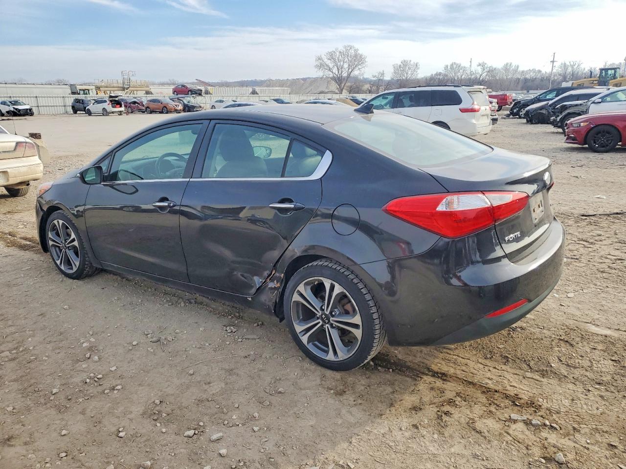 2014 KIA FORTE EX photo 4