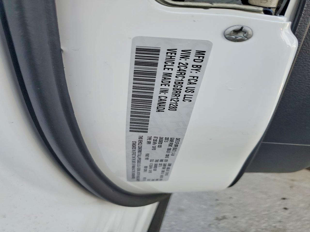 2024 CHRYSLER PACIFICA TOURING L photo 12