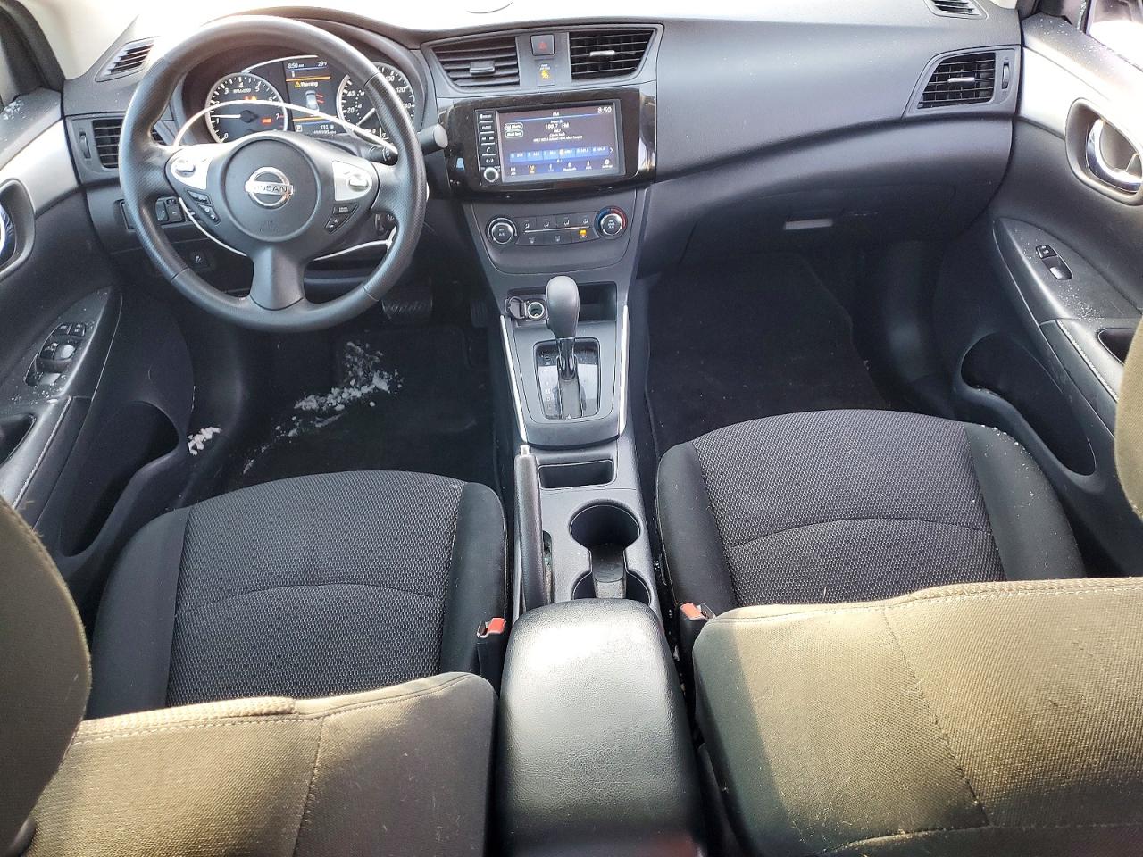 2019 NISSAN SENTRA S photo 8