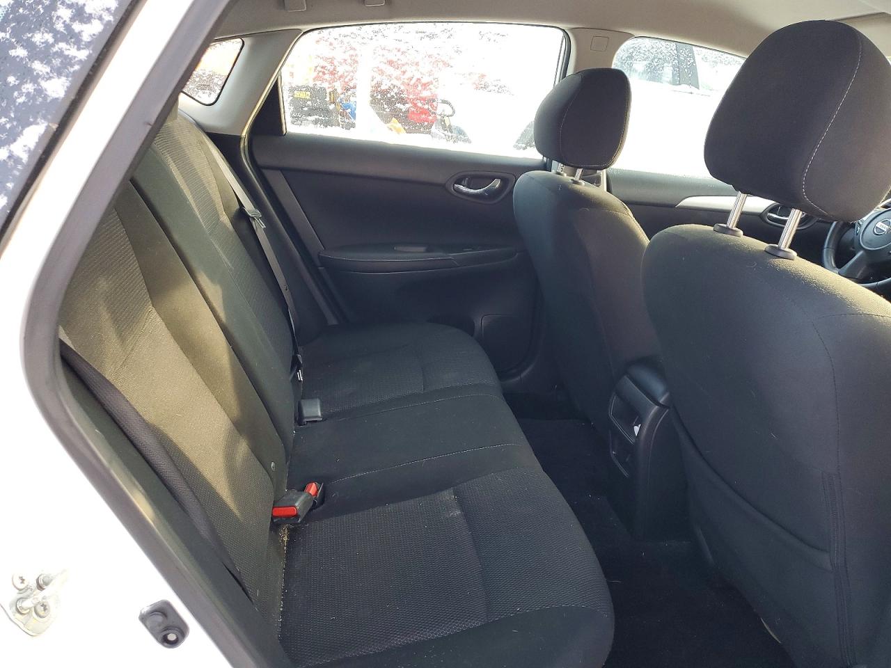2019 NISSAN SENTRA S photo 10