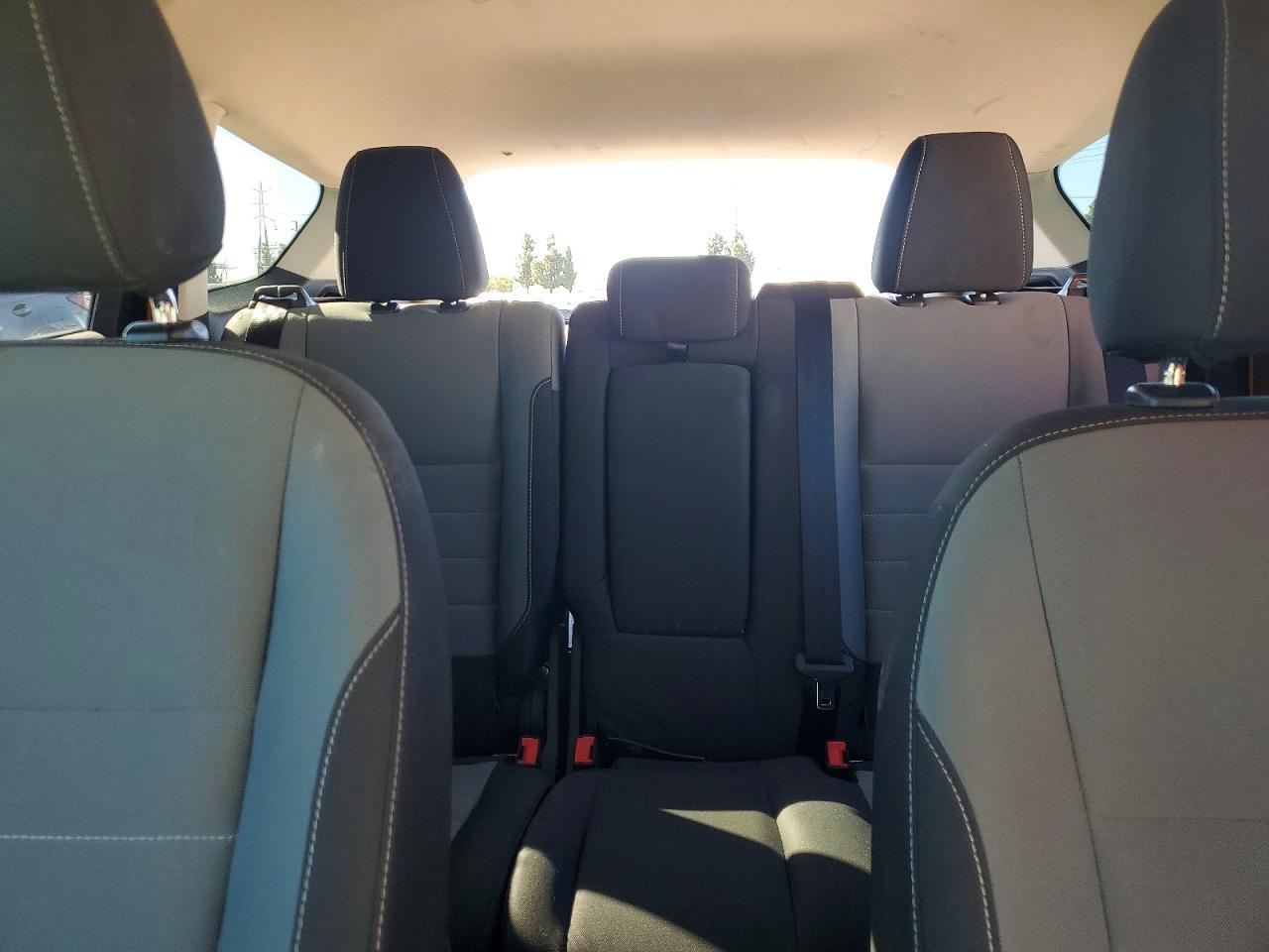 2016 FORD ESCAPE SE photo 28