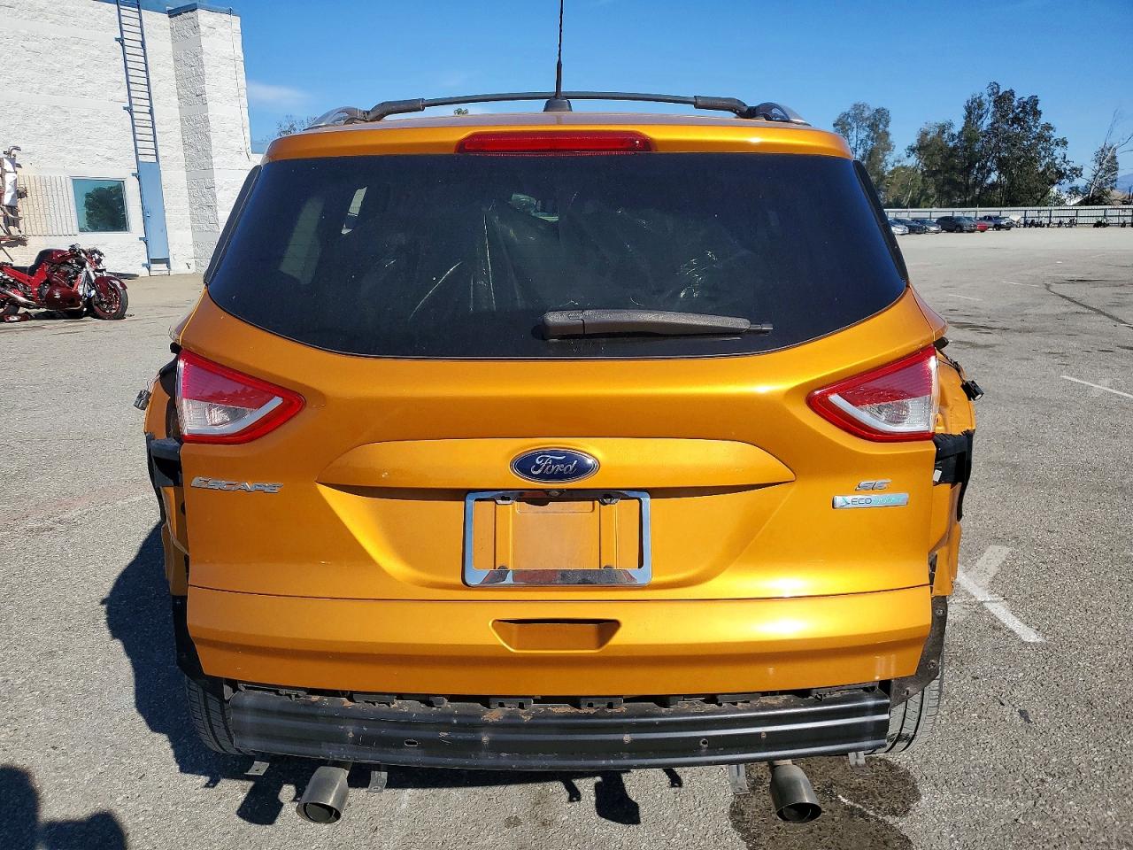 2016 FORD ESCAPE SE photo 16