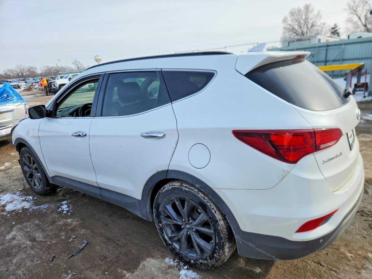 2017 HYUNDAI SANTA FE SPORT photo 2