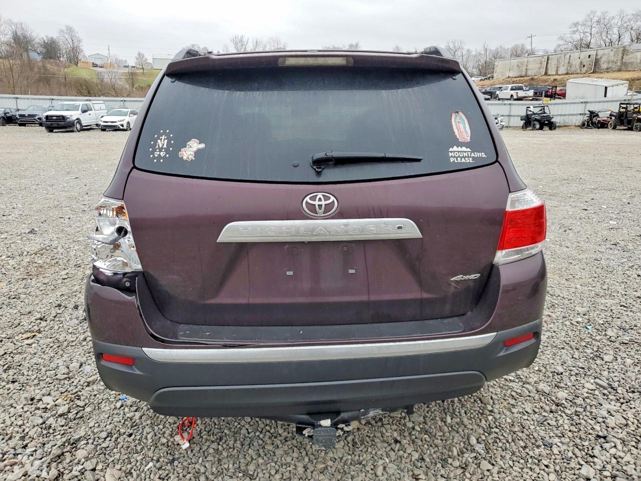 2011 TOYOTA HIGHLANDER BASE photo 6