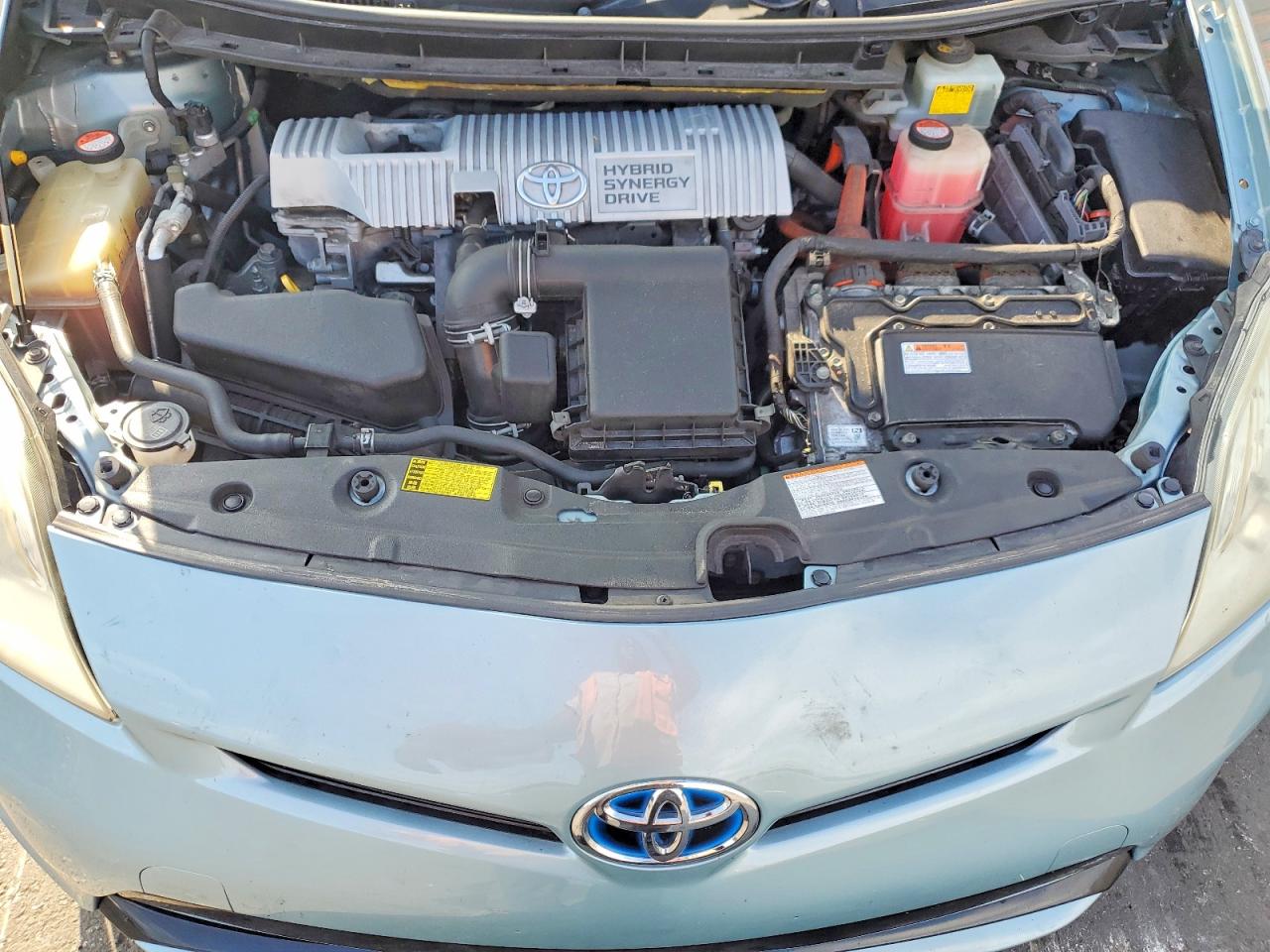 2015 TOYOTA PRIUS photo 11