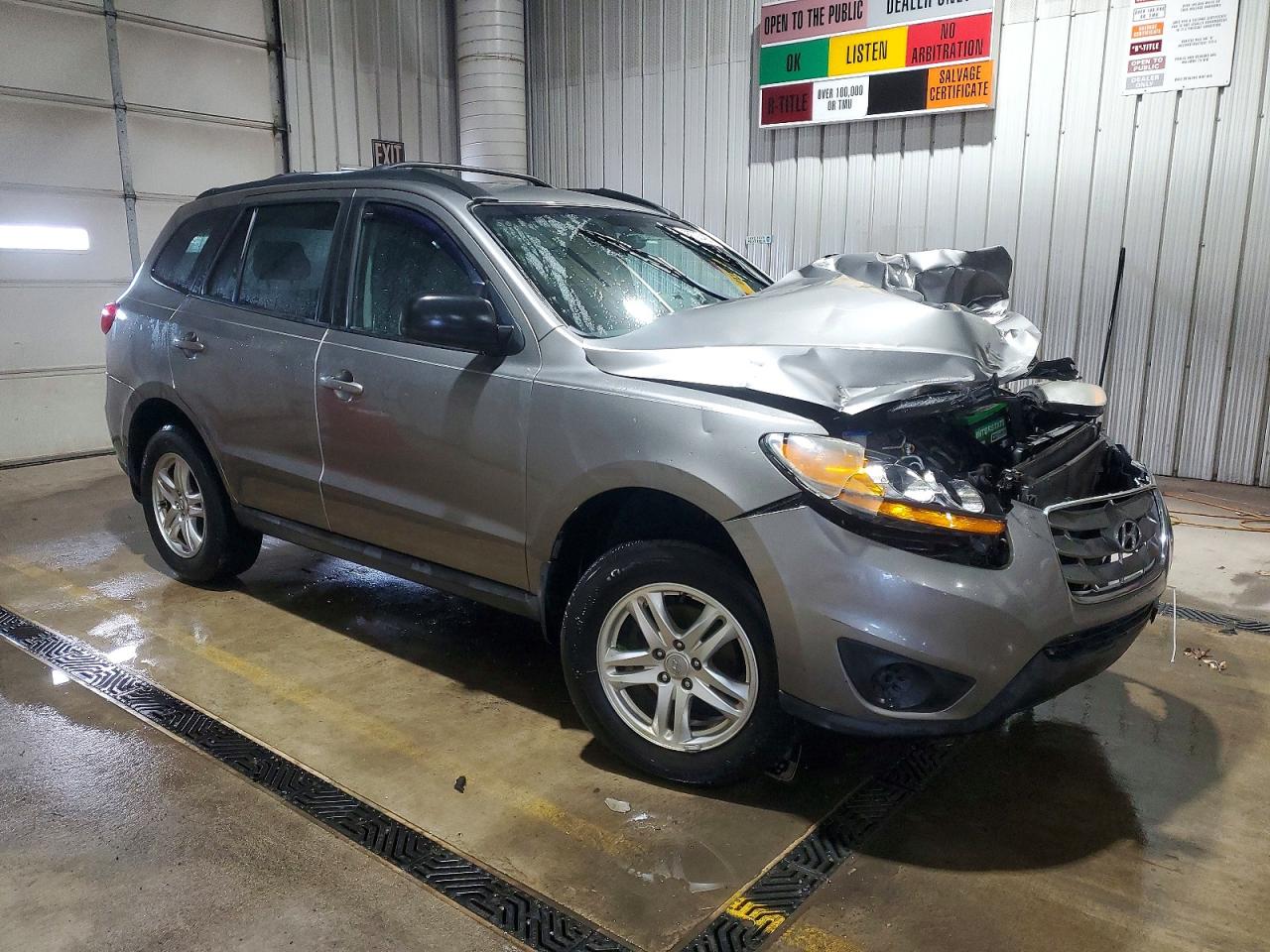 2011 HYUNDAI SANTA FE GLS photo 4