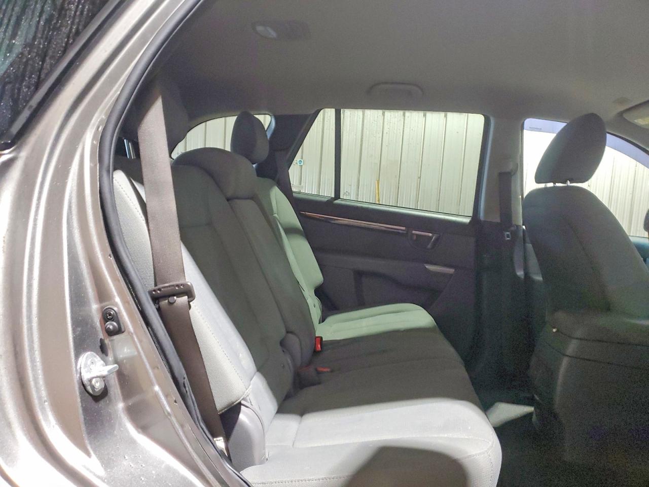 2011 HYUNDAI SANTA FE GLS photo 11