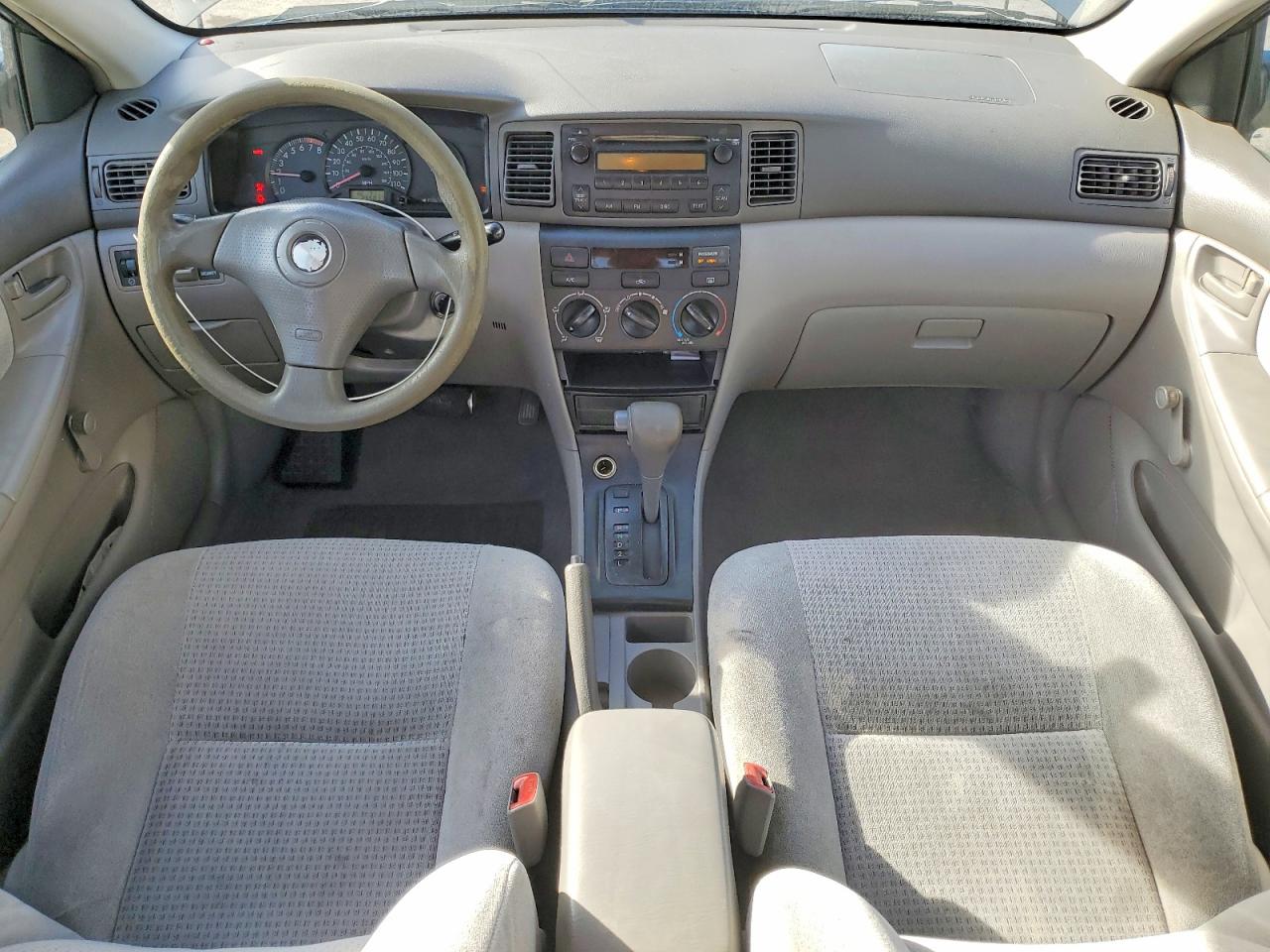 2005 TOYOTA COROLLA CE photo 8