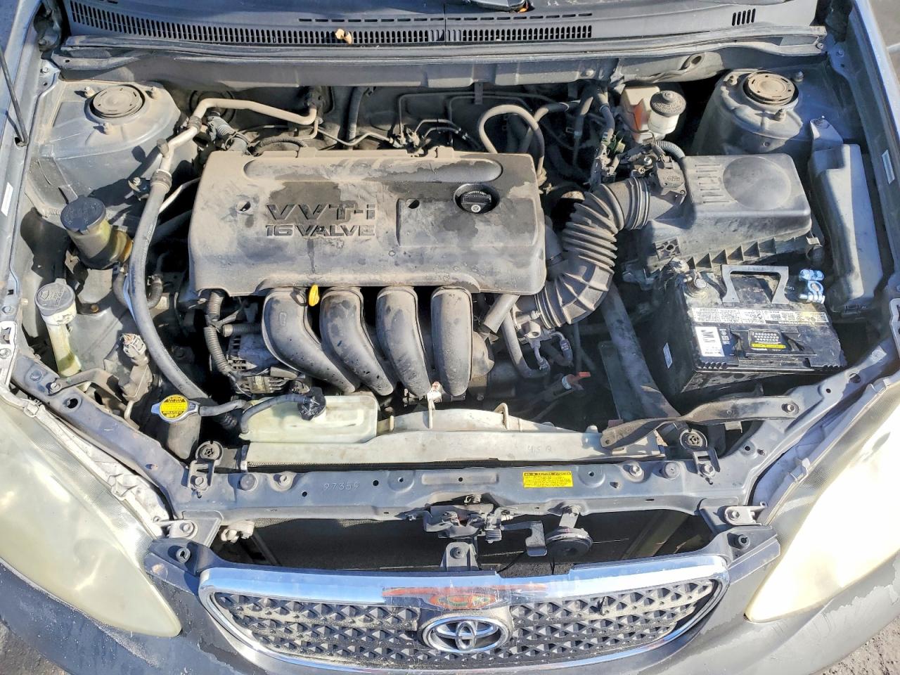 2005 TOYOTA COROLLA CE photo 11