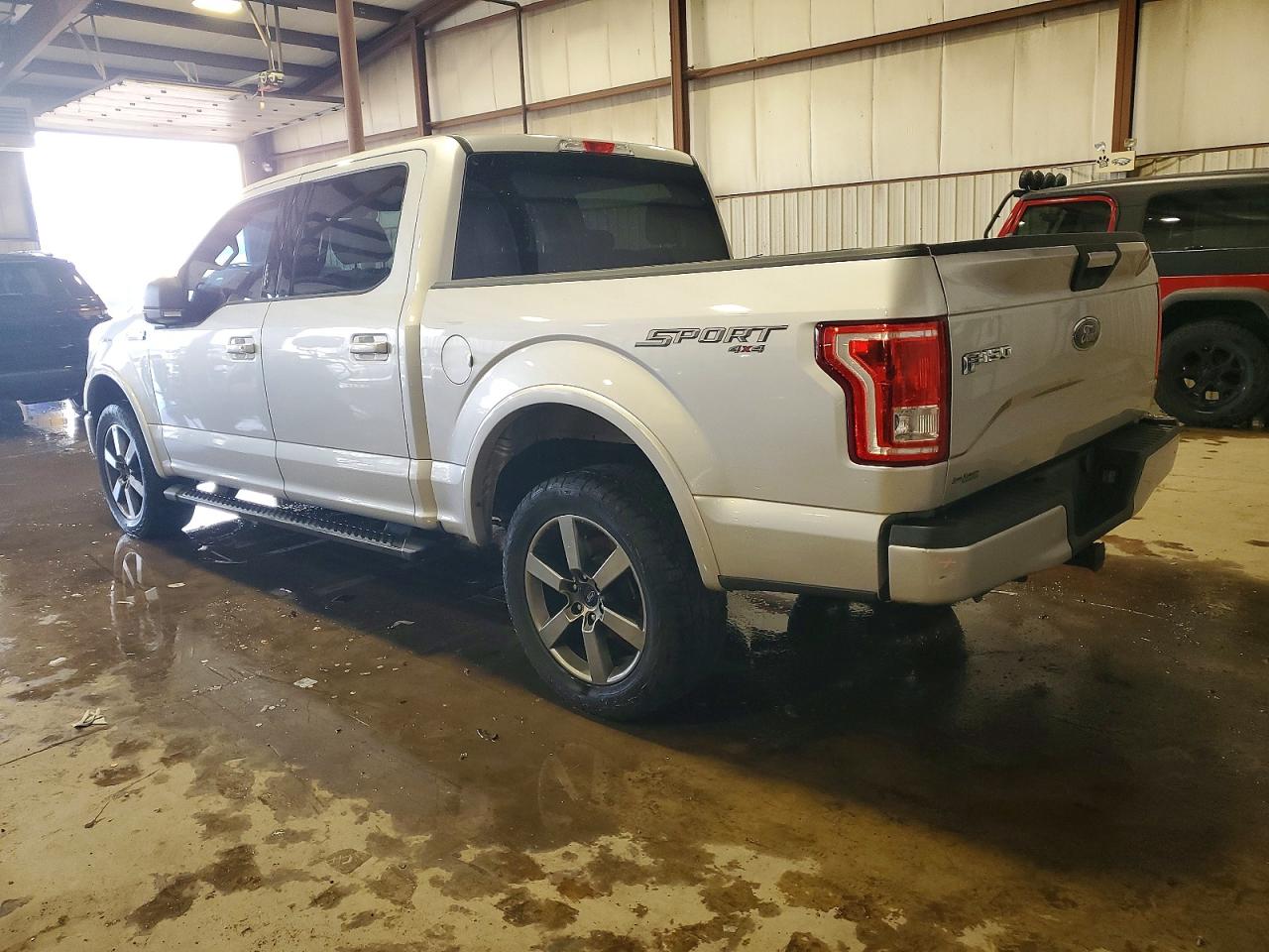 2017 FORD F150 SUPERCREW photo 2