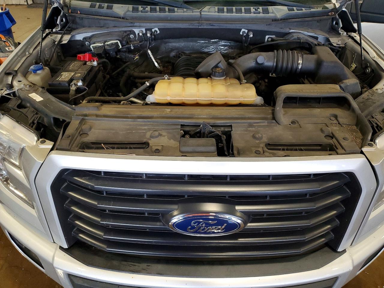 2017 FORD F150 SUPERCREW photo 11