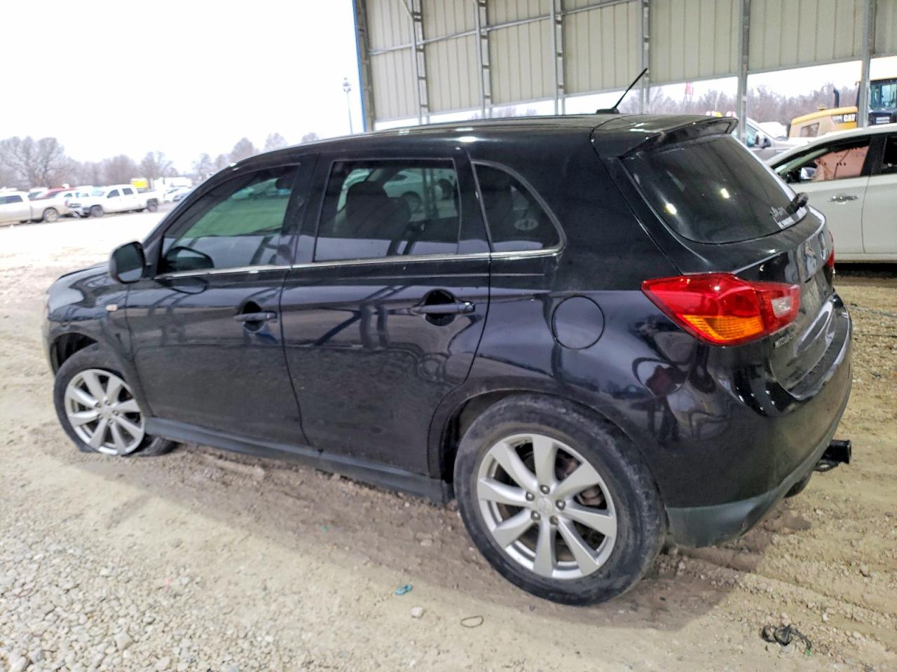 2015 MITSUBISHI OUTLANDER SPORT SE photo 2