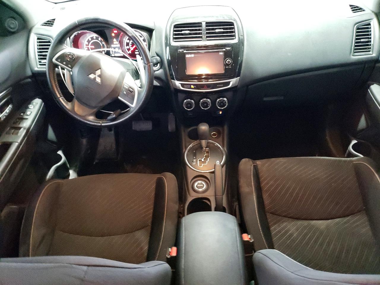 2015 MITSUBISHI OUTLANDER SPORT SE photo 8