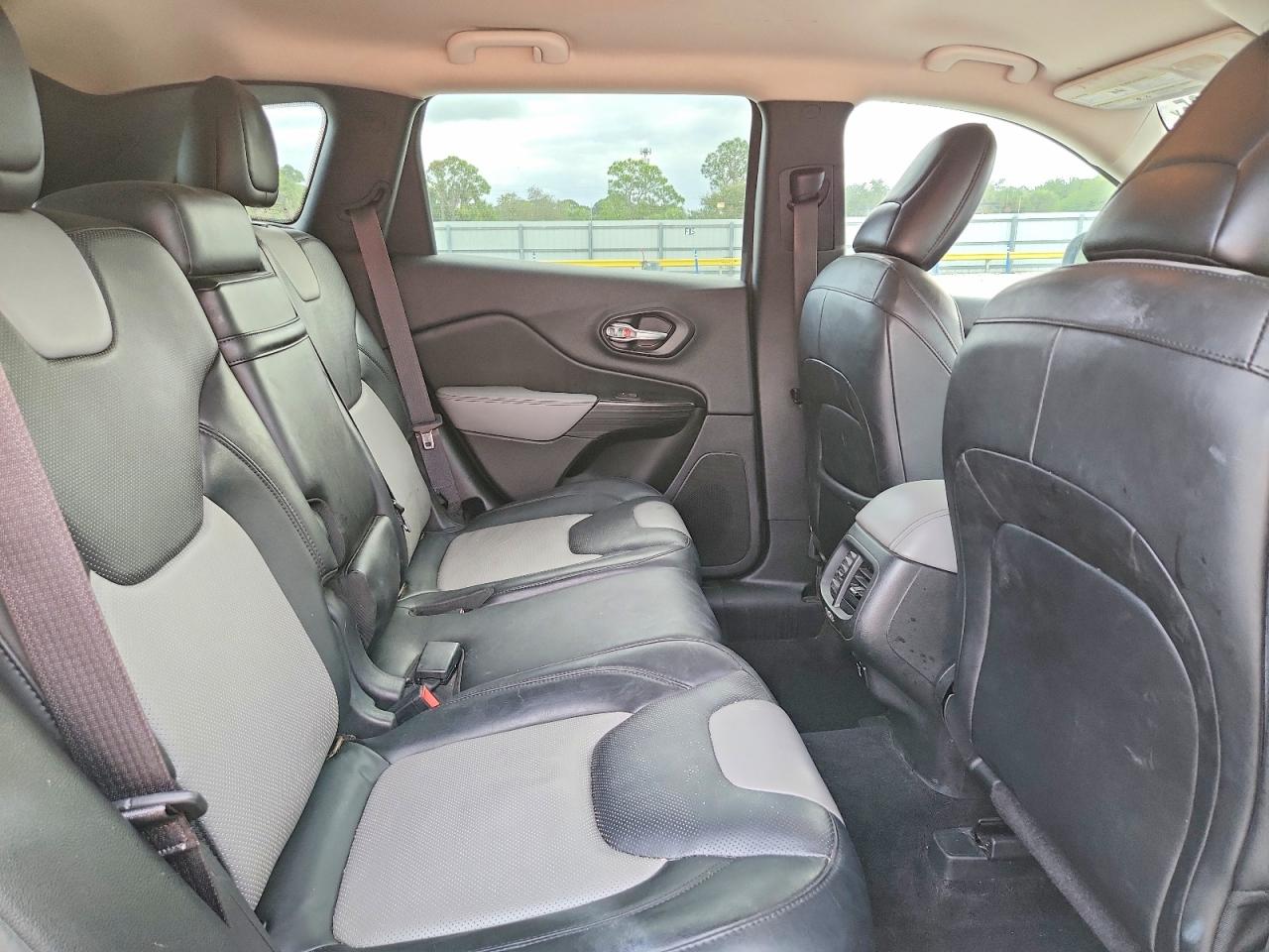 2014 JEEP CHEROKEE LIMITED photo 11