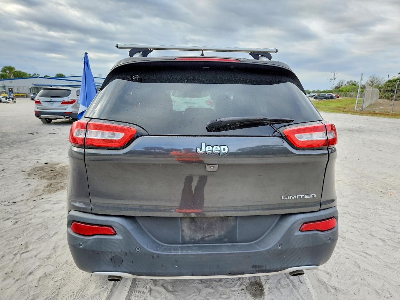 2014 JEEP CHEROKEE LIMITED photo 6