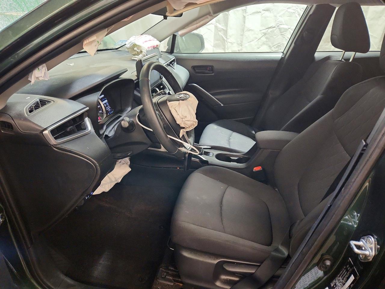 2022 TOYOTA COROLLA CROSS LE photo 7
