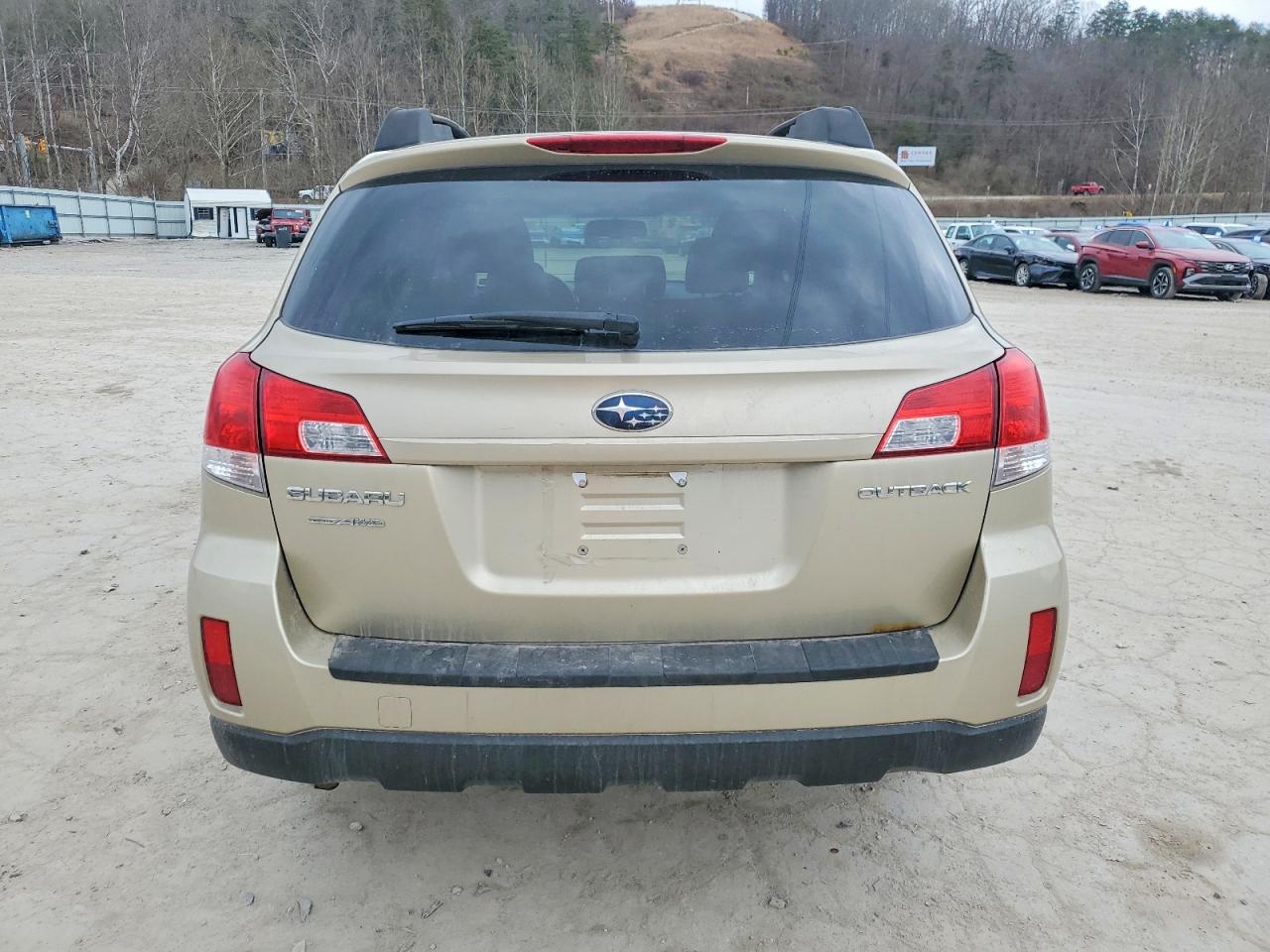 2010 SUBARU OUTBACK 2.5I PREMIUM photo 6