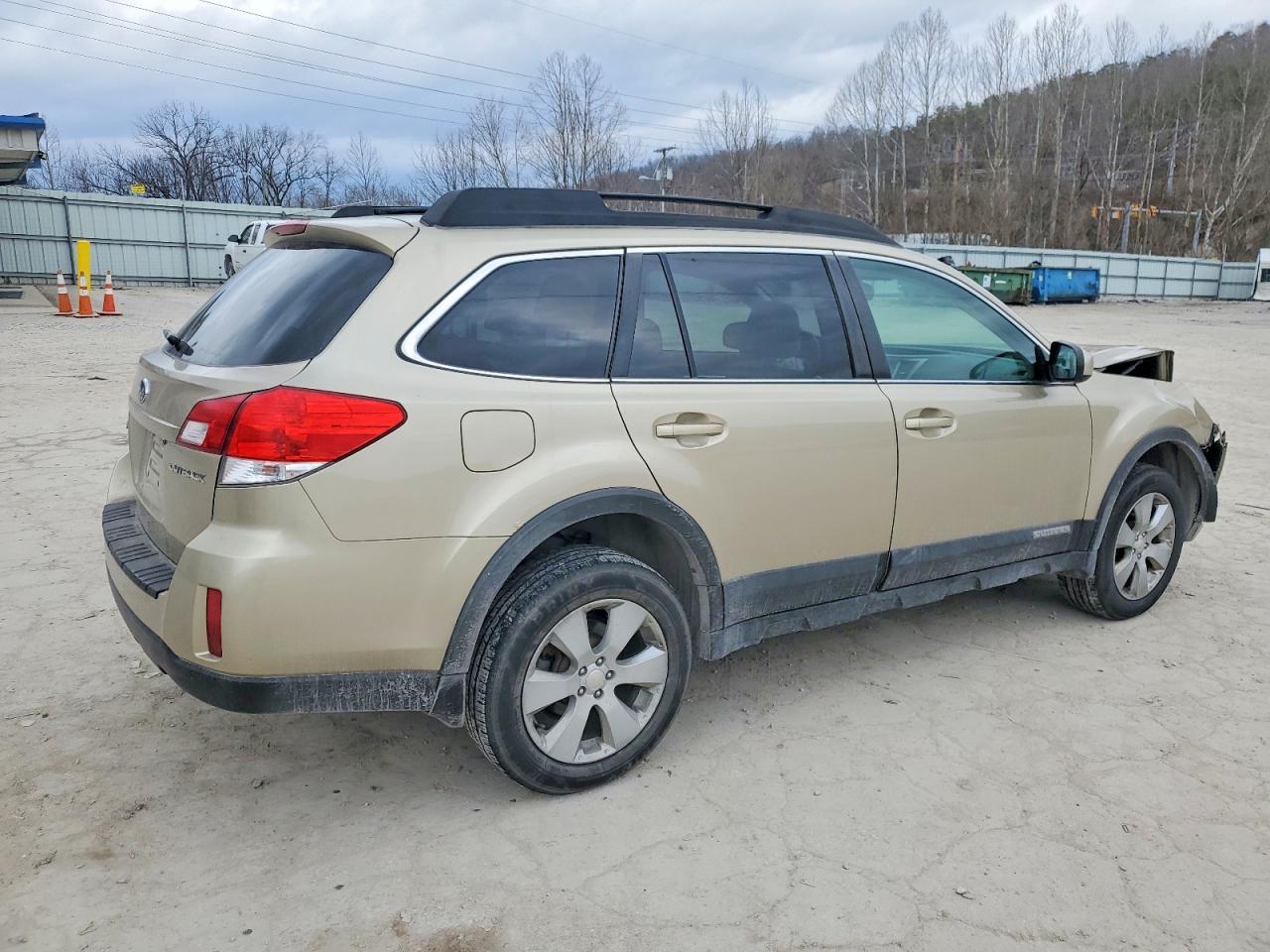 2010 SUBARU OUTBACK 2.5I PREMIUM photo 3