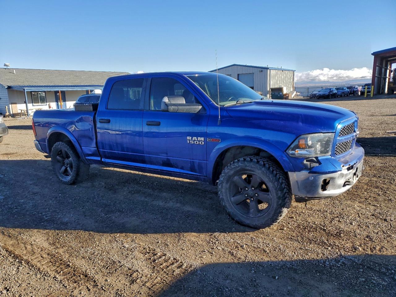 2016 RAM 1500 SLT photo 4