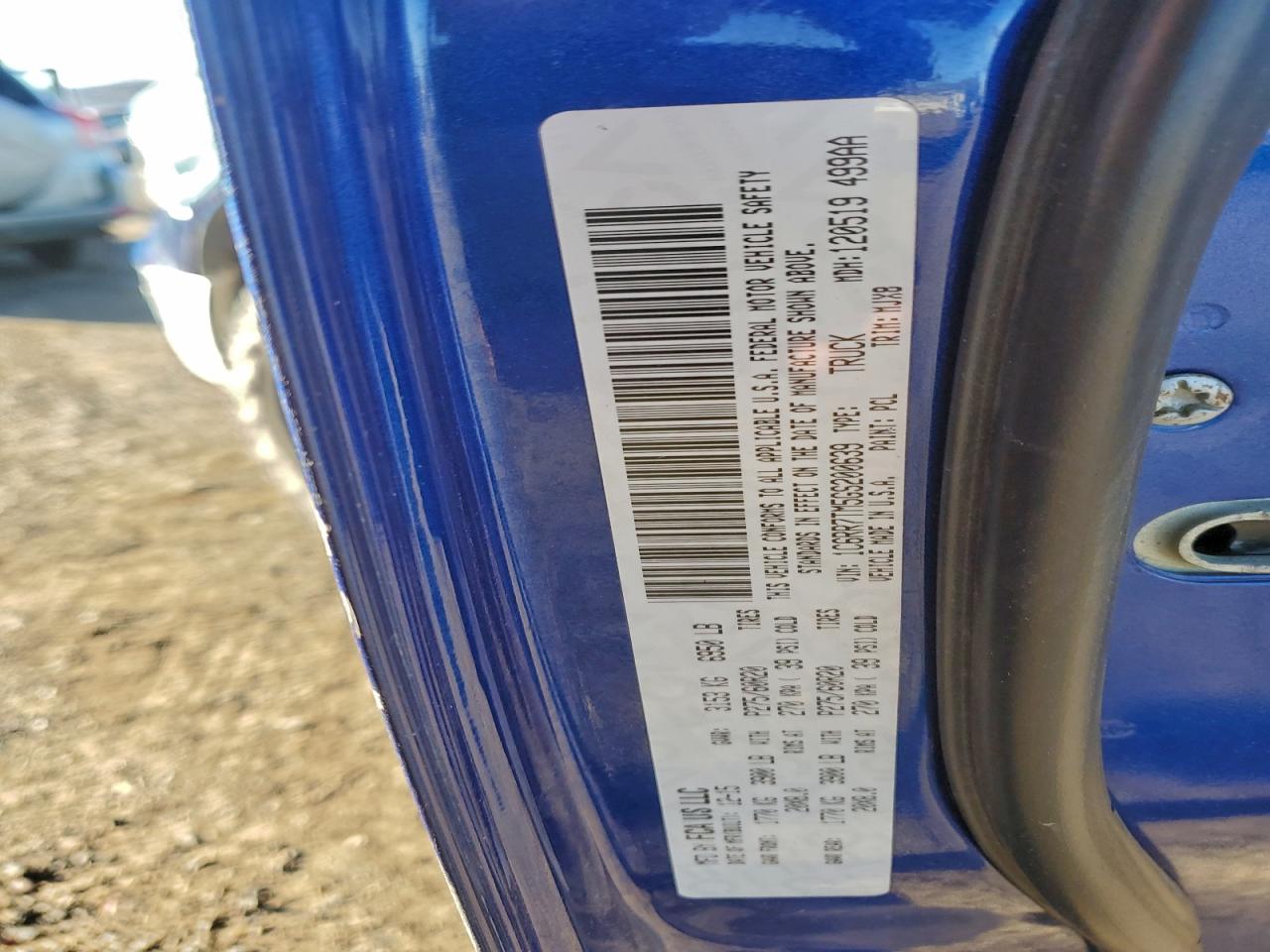 2016 RAM 1500 SLT photo 12