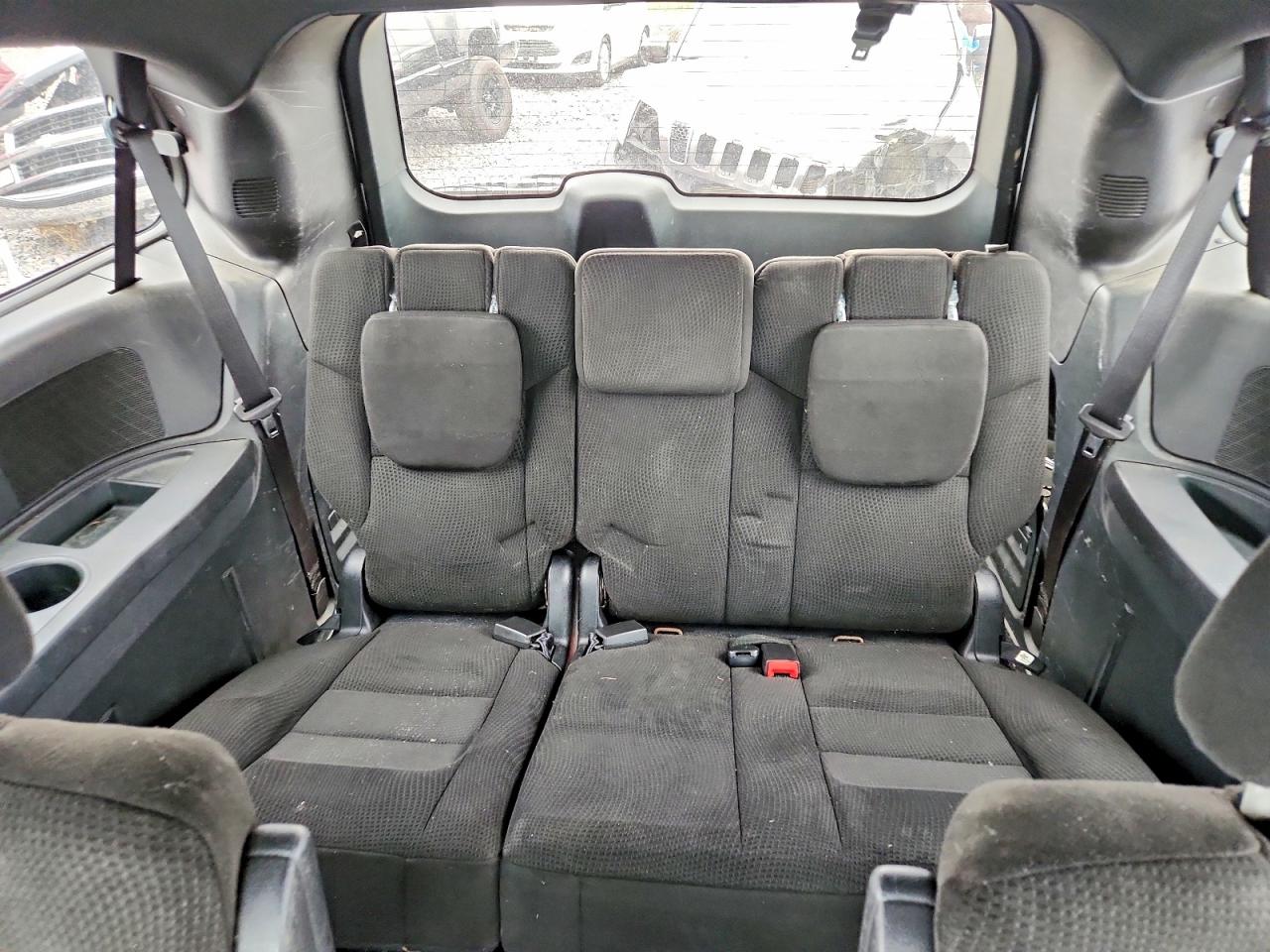 2015 DODGE GRAND CARAVAN SE photo 19