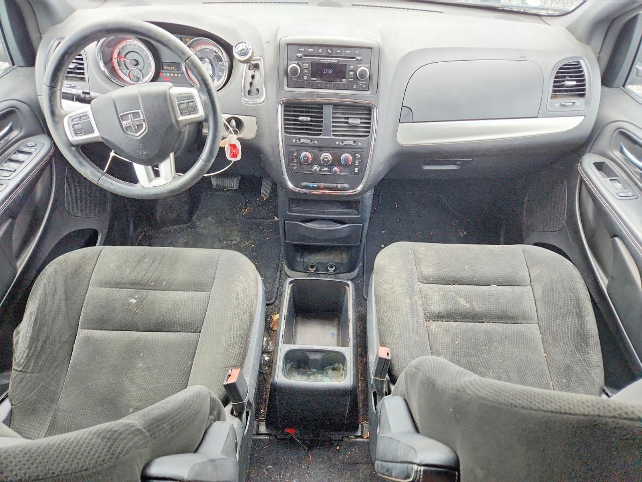 2015 DODGE GRAND CARAVAN SE photo 15