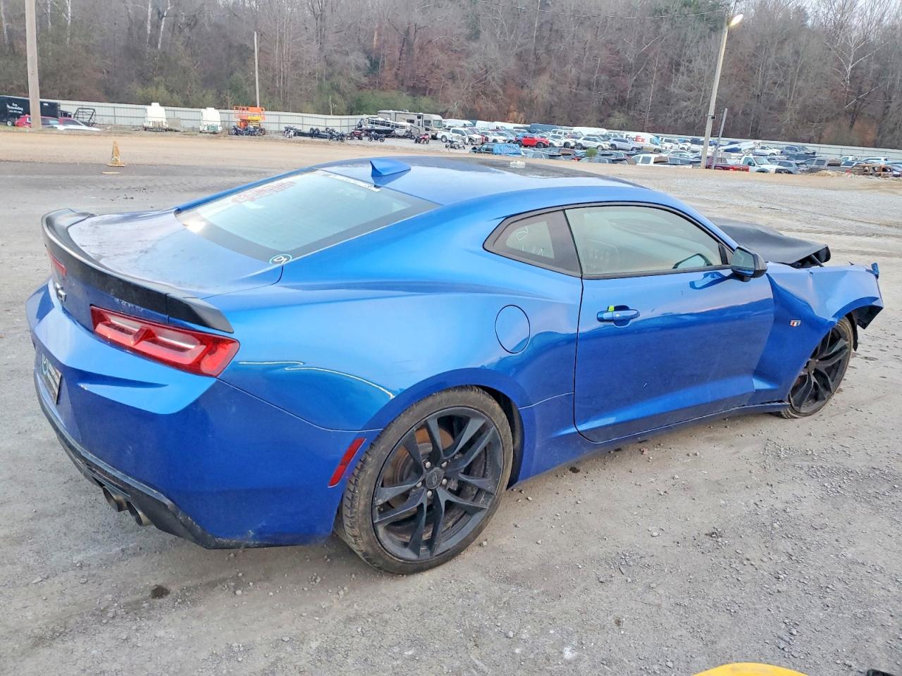 2017 CHEVROLET CAMARO LT photo 3