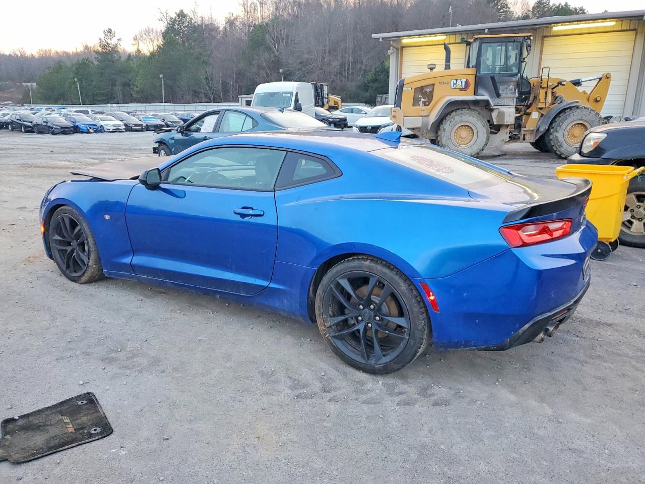 2017 CHEVROLET CAMARO LT photo 2