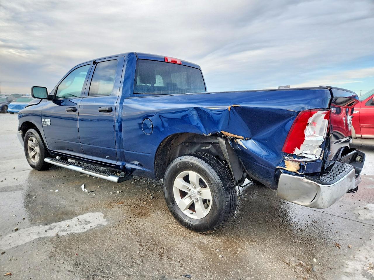 2019 RAM 1500 CLASSIC TRADESMAN photo 2