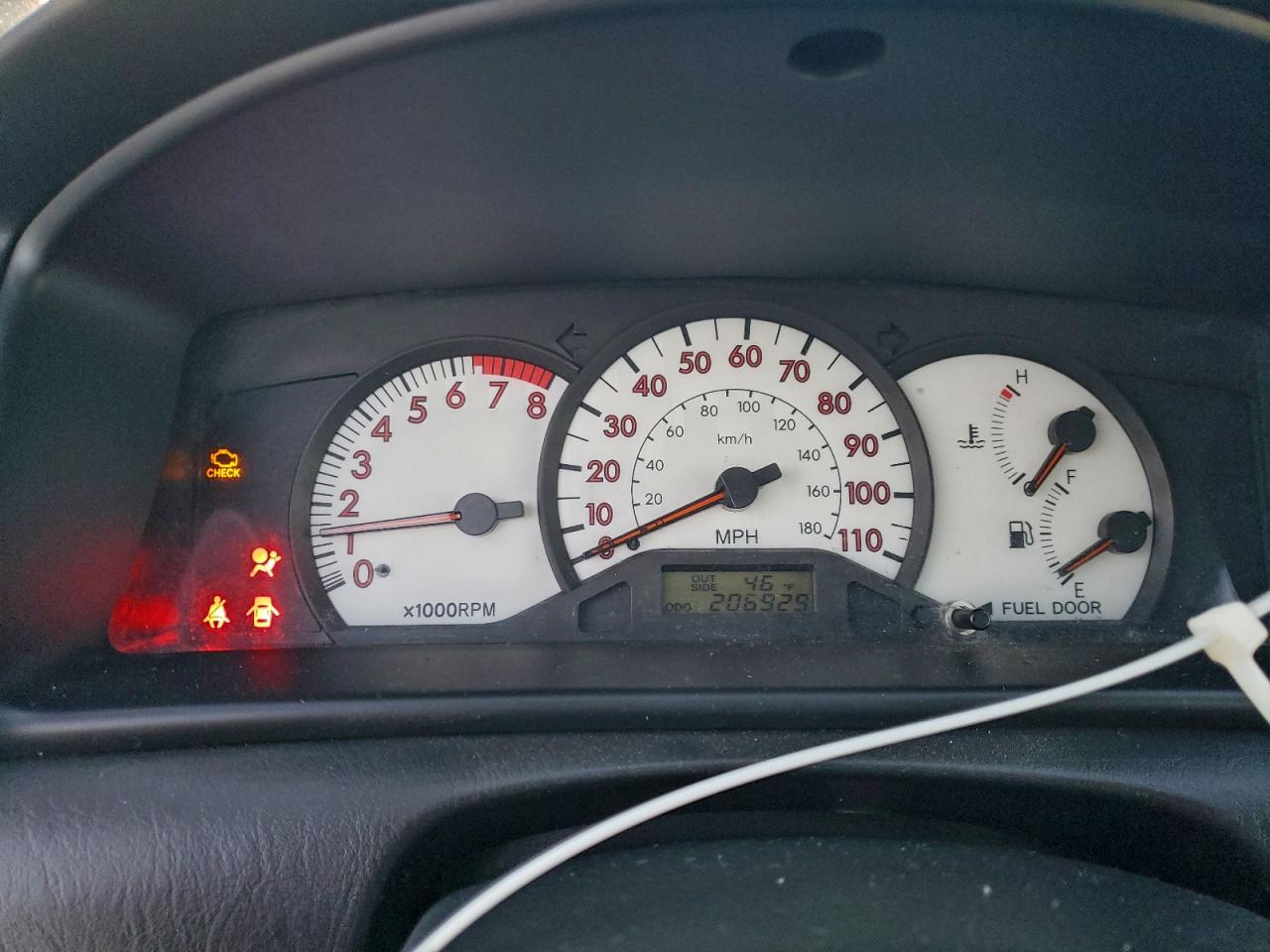 2003 TOYOTA COROLLA CE photo 9