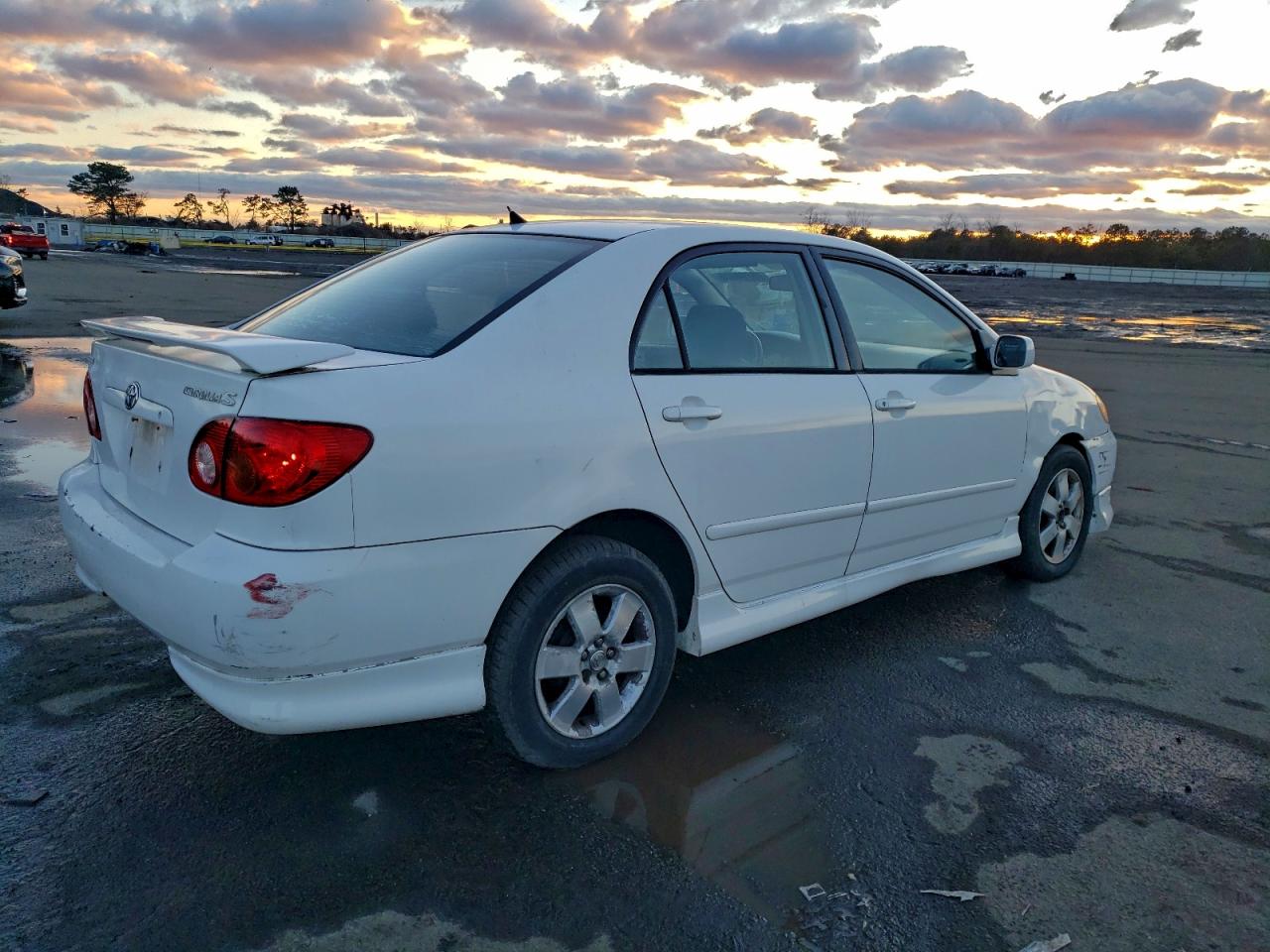 2003 TOYOTA COROLLA CE photo 3
