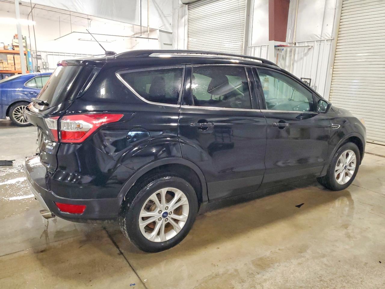 2017 FORD ESCAPE SE photo 3