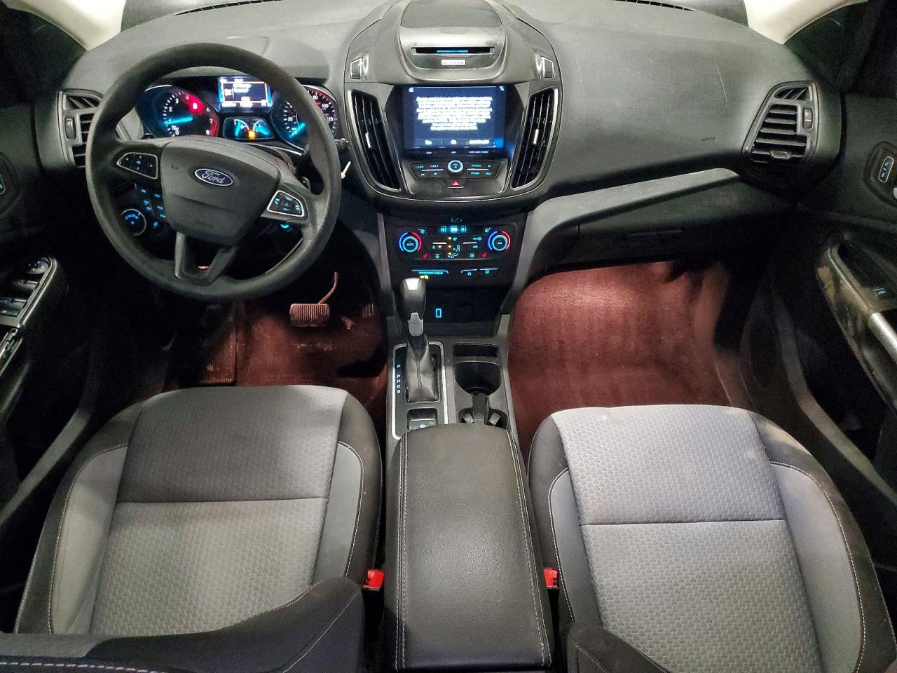 2017 FORD ESCAPE SE photo 8
