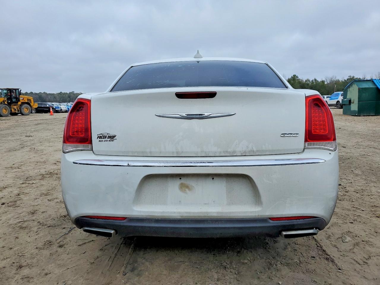2015 CHRYSLER 300 LIMITED photo 11