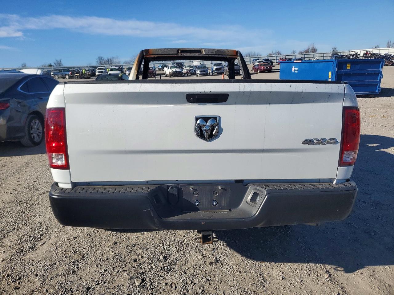 2023 RAM 1500 CLASSIC TRADESMAN photo 11