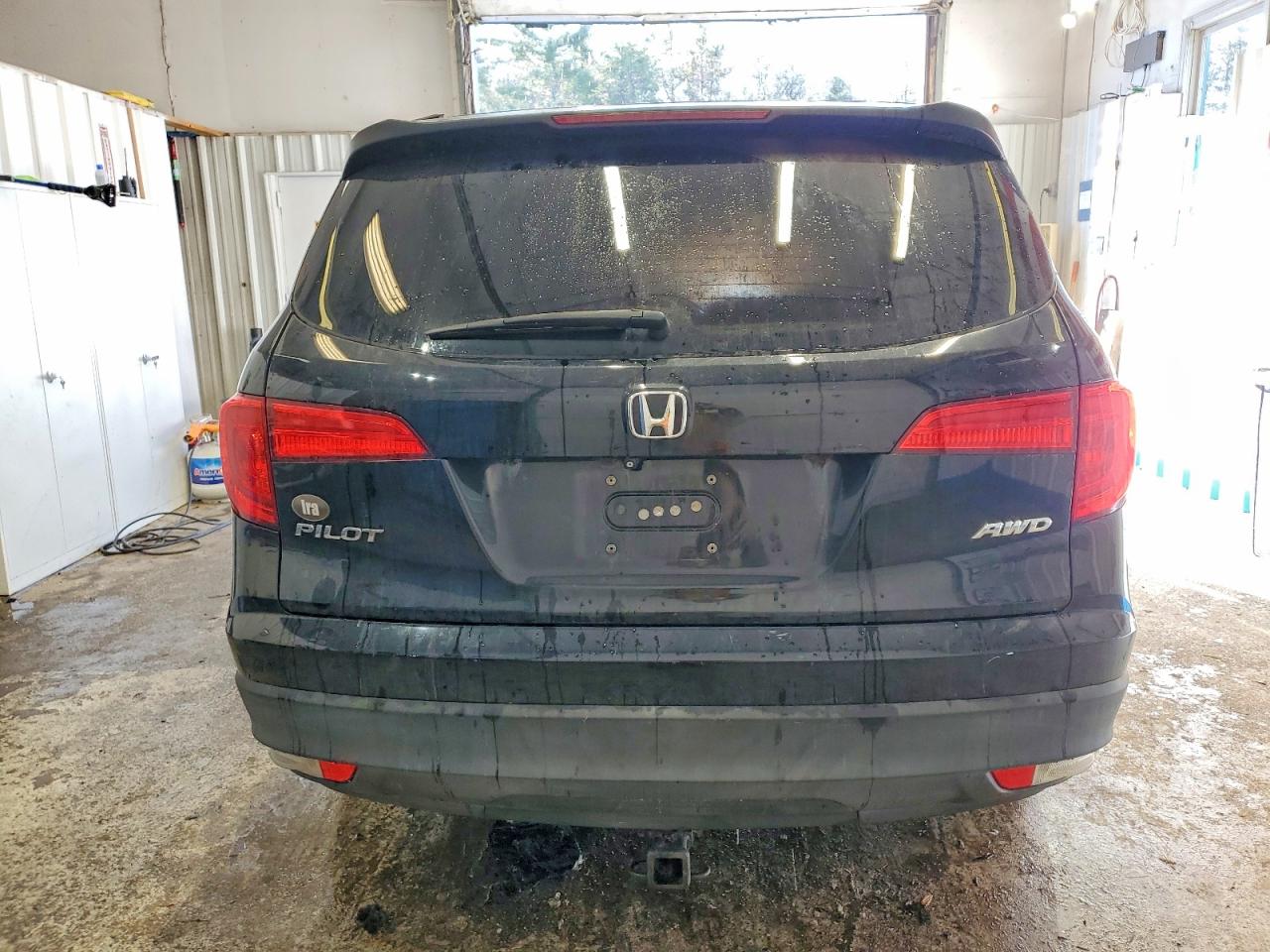2016 HONDA PILOT LX photo 6