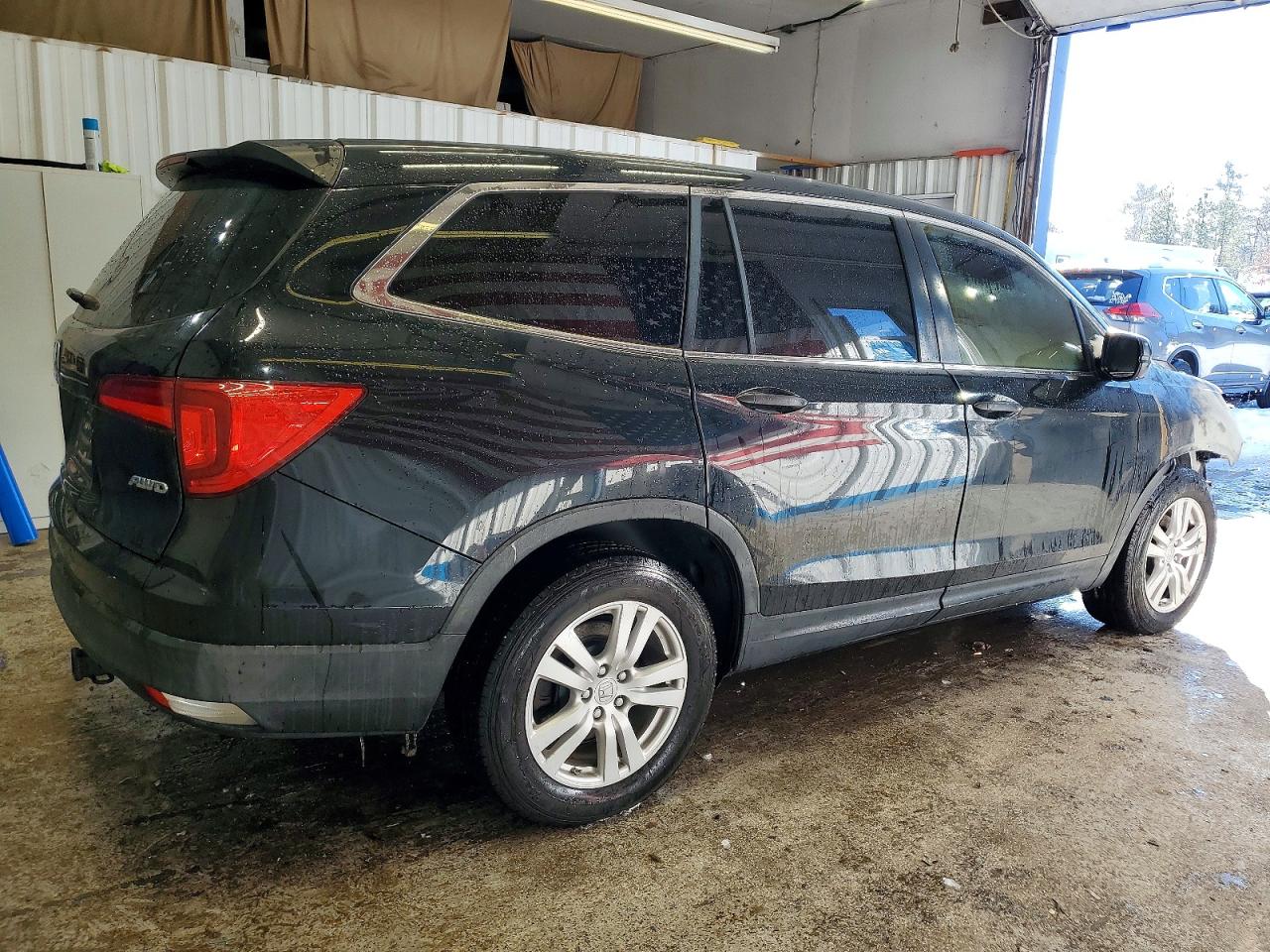 2016 HONDA PILOT LX photo 3