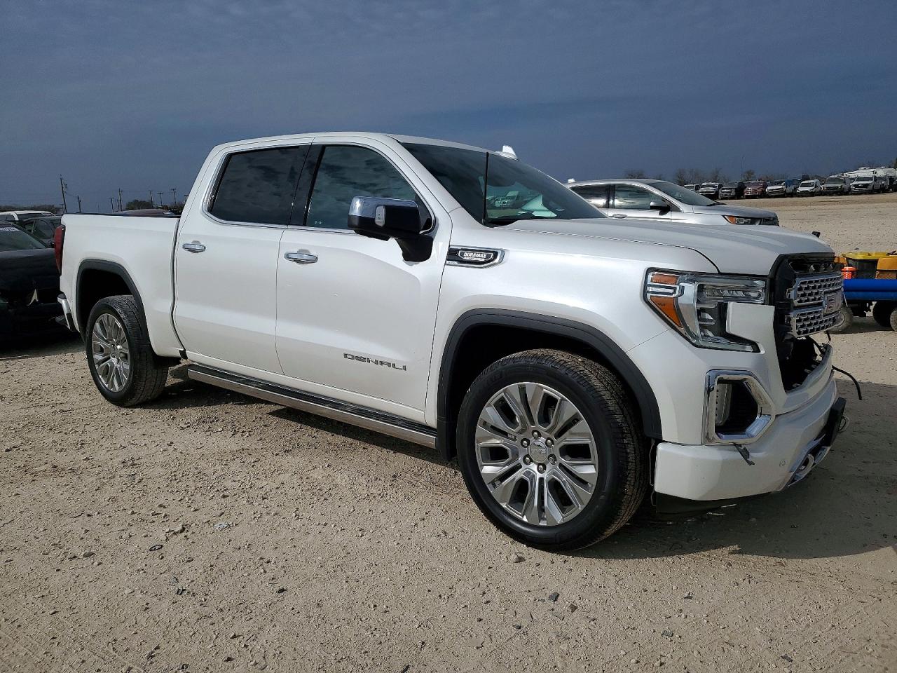 2021 GMC SIERRA K1500 DENALI photo 4
