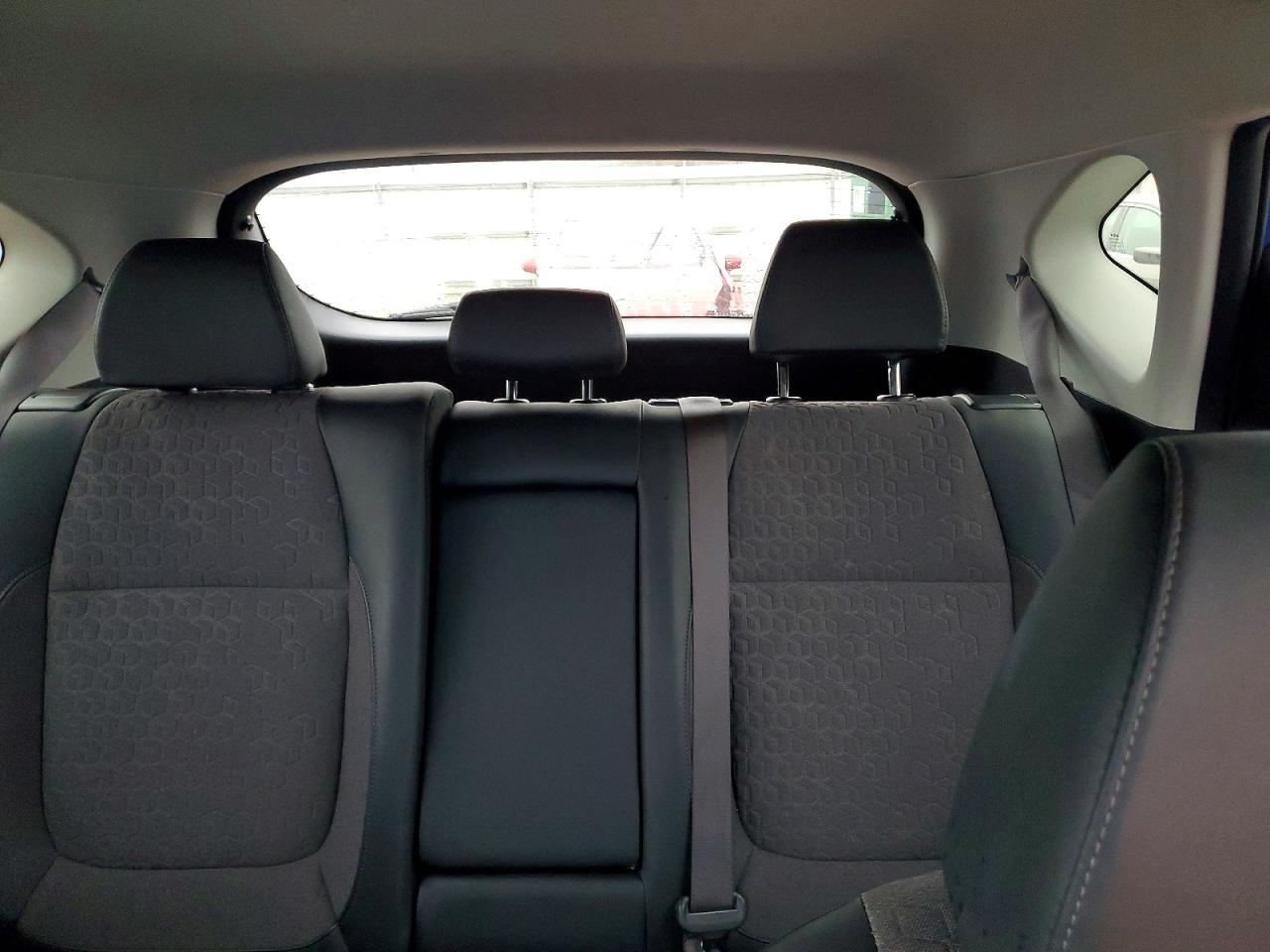 2025 KIA SELTOS S photo 10
